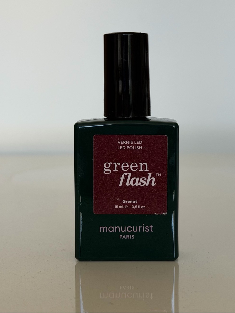 Manucurist green flash LED Nail Polish - Grenat